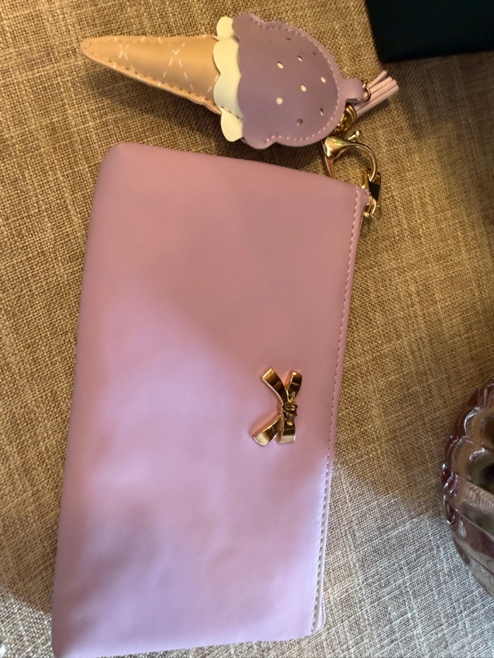 Low START Lilac Bow Wristlet Zipper Case with Ice Cream Charm - Picture 4 of 9